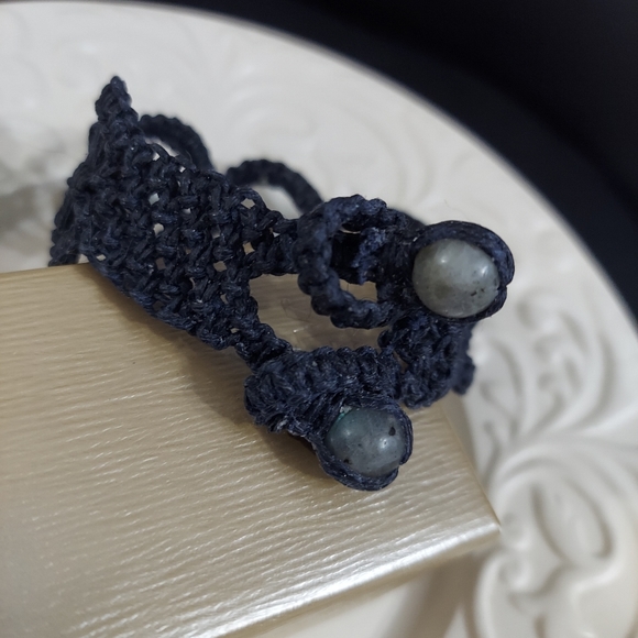New Macrame Dark Blue/Labradorite Bracelet - Picture 6 of 6